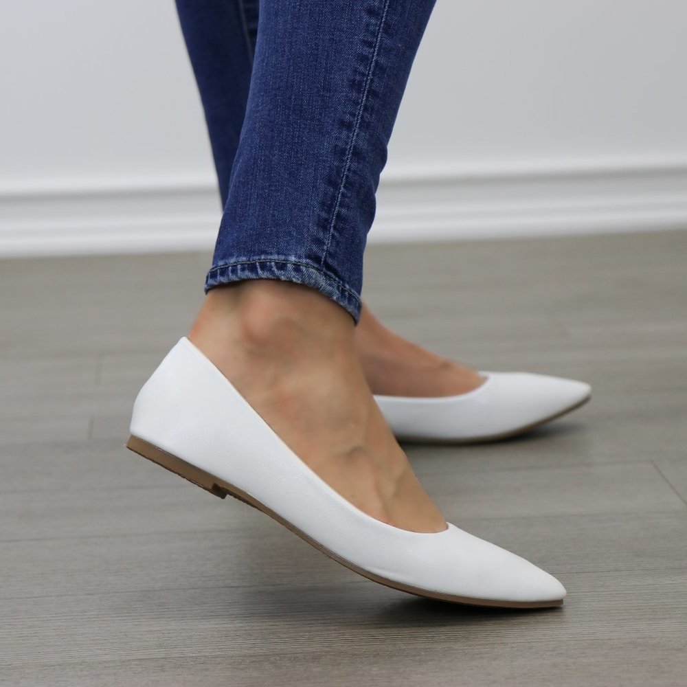 Faux Leather White Pointy Toe Flat Shoes - Picture 2 of 7